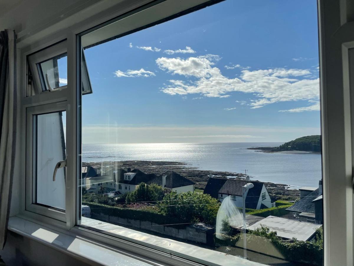 Sea Spirit - Sweeping Sea Views First Floor Spacious Modern Apartment In Looe- With Free Parking! Экстерьер фото