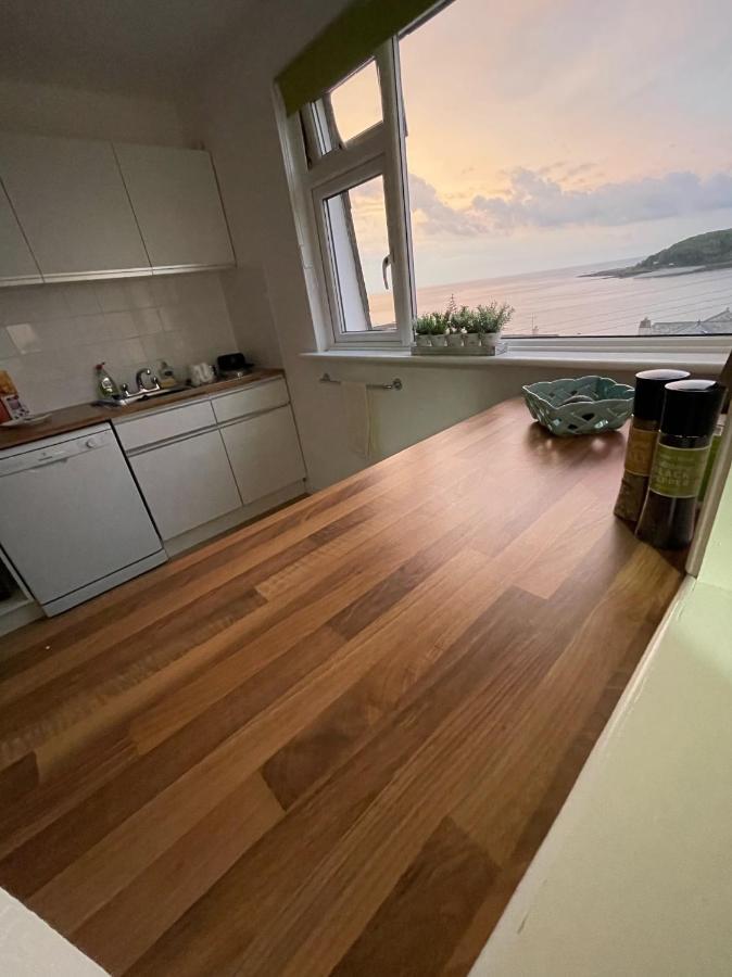 Sea Spirit - Sweeping Sea Views First Floor Spacious Modern Apartment In Looe- With Free Parking! Экстерьер фото